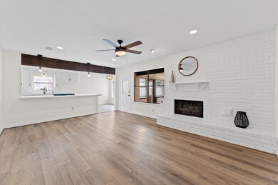 2210 Wickburn Dr, Spring, TX 77386 - photo 6