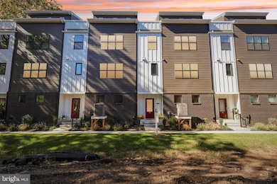 948 Riverplace Dr unit 48O, Conshohocken, PA 19428 - photo 3