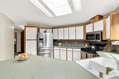 19121 224th Avenue Ct E, Orting, WA 98360 - photo 7