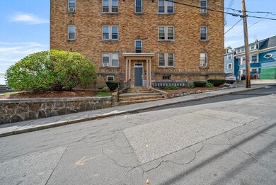 52 High St unit 5, Methuen, MA 01844 - photo 4