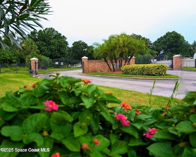 1765 Vista Lake Cir, Melbourne, FL 32904 - photo 7