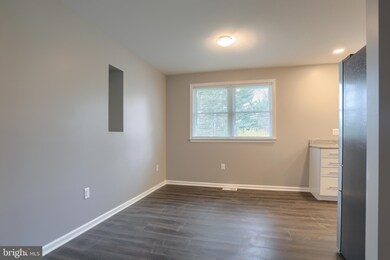 225 E Glenn Rd, Hershey, PA 17033 - photo 7