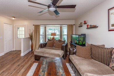 2179 Torrey Pines Ct, Spring Hill, FL 34606 - photo 6