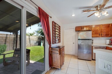 5146 Mercury Pic- Kitchen (3)