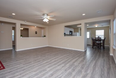 29503 Legends Hill Dr, Spring, TX 77386 - photo 5