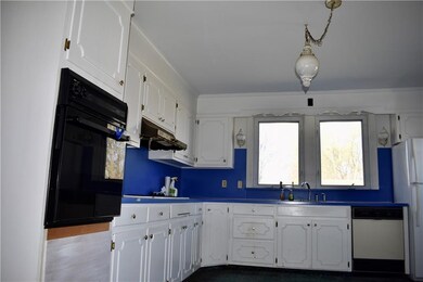 350 Mendon Ave, Pawtucket, RI 02861 - photo 4