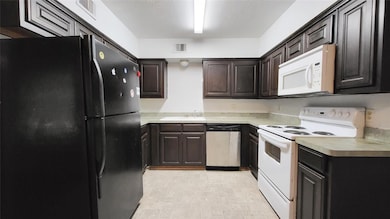 902 Spring Valley Plaza unit B, Richardson, TX 75080 - photo 4