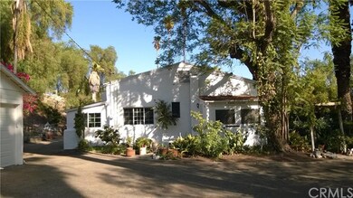 SIDE OF HOUSE
