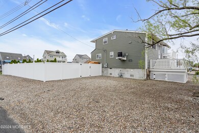 302 Stephan Ave, Toms River, NJ 08753 - photo 7