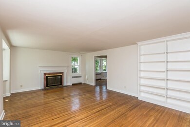 2307 Secane Rd, Secane, PA 19018 - photo 2