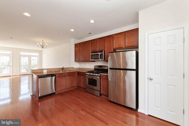15702 John Diskin Cir unit 136, Woodbridge, VA 22191 - photo 4