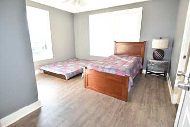 807 7th St unit 2, Galveston, TX 77550 - photo 4