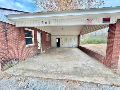 1763 E Chester St, Jackson, TN 38301 - photo 3