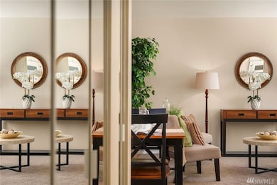 221 3rd Ave S unit 2, Edmonds, WA 98020 - photo 2