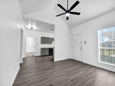 123 Collett Ct, Weatherford, TX 76088 - photo 5