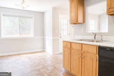 8596 Guthrie Dr, Riverdale, GA 30274 - photo 6