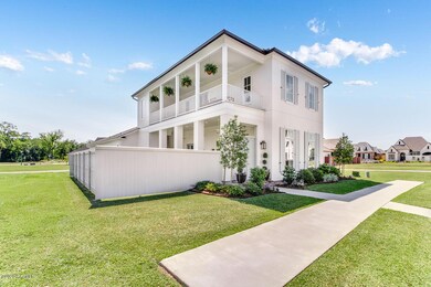 107 Everett Ridge-1