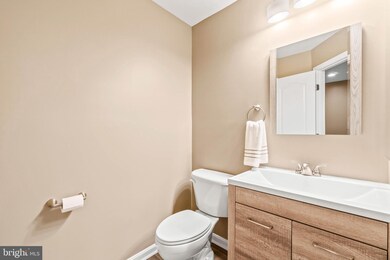 43162 Crosswind Terrace, Broadlands, VA 20148 - photo 4