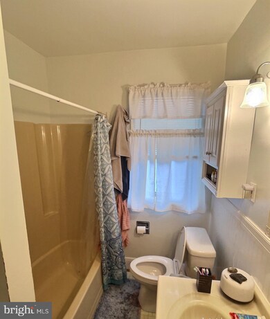 2111 Sunbriar Ln, Gwynn Oak, MD 21207 - photo 7