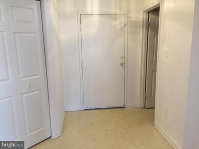 12205 Saint Peter Ct unit G, Germantown, MD 20874 - photo 6