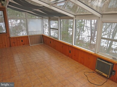 2020 Hill Rd, Reading, PA 19602 - photo 5