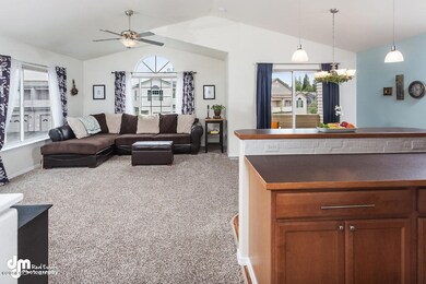 LIving Room_DMD_1726-SMALL