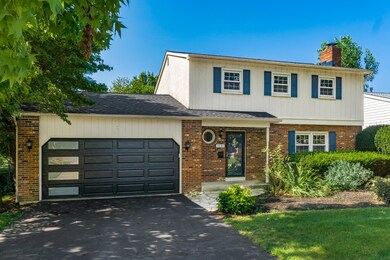 R_1131_Langland_Drive_-115-2