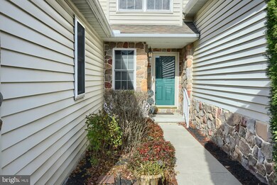 115 Fountain Dr unit 9, York, PA 17402 - photo 2