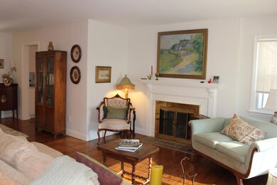 169 Silver Hill Ln, Stamford, CT 06905 - photo 4