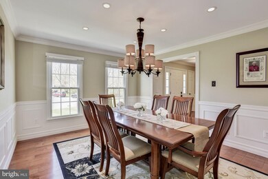 7833 Brookstone Ct, Ellicott City, MD 21043 - photo 4