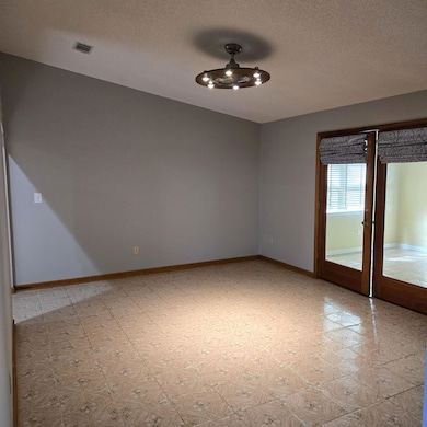 1322 Alshire Ct S, Tallahassee, FL 32317 - photo 7