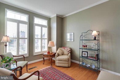 6082 Madison Park Dr, Falls Church, VA 22041 - photo 5