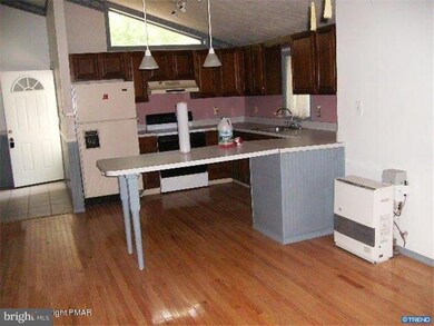 80 Clifton Dr, Bushkill, PA 18324 - photo 3