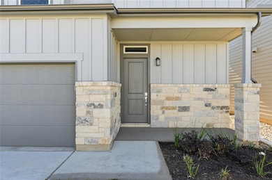 2209 Grenache Dr unit 34, Round Rock, TX 78664 - photo 2