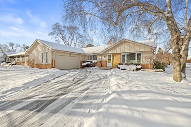 8155 N Mohawk Rd, Milwaukee, WI 53217 - photo 2