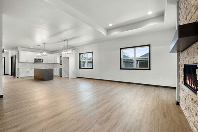 497 Papermill Cir, Kimberly, WI 54136 - photo 7