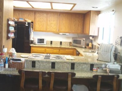 492 Country Aire Dr, Grants Pass, OR 97526 - photo 3