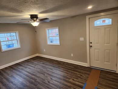 438 Fairground Heights, Shelbyville, TN 37160 - photo 3