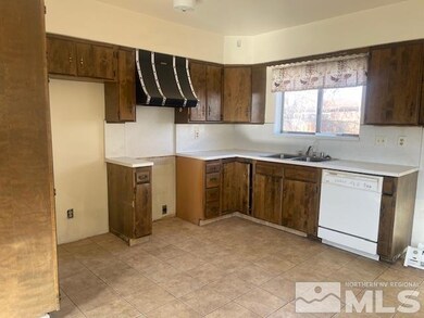 5 E Lincoln Way, Sparks, NV 89431 - photo 7