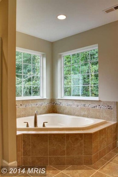 336 Forest Beach Rd, Annapolis, MD 21409 - photo 5