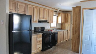 15 Old Cart Rd, Raymond, NH 03077 - photo 4