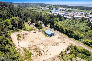 100 SE 40th St, Newport, OR 97366 - photo 3