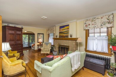 2453 Sherwood Rd, Columbus, OH 43209 - photo 7