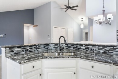21-web-or-mls-1696-high-pointe-dr
