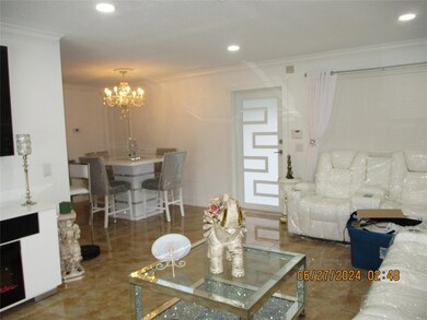9330 NW 10th St, Pembroke Pines, FL 33024 - photo 6
