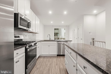 538 Levanna Ln, Glen Burnie, MD 21060 - photo 6