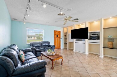 6692 Osborne Dr, Lake Worth, FL 33462 - photo 6