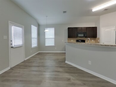 12850 Spruce Cir, Tomball, TX 77375 - photo 5