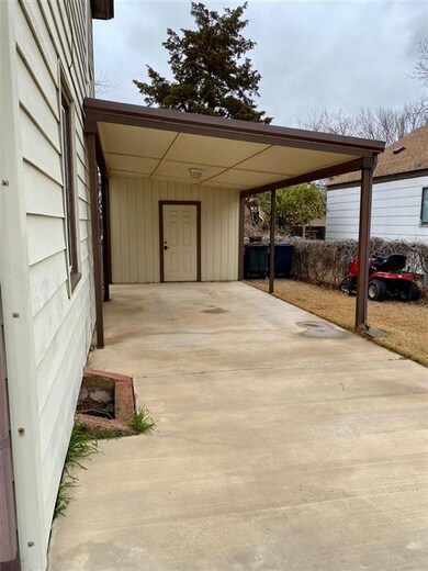 2310 W Broadway Ave, Enid, OK 73703 - photo 3