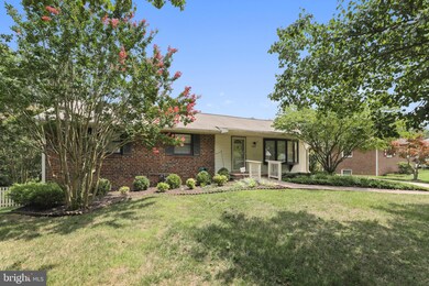 12417 Pretoria Dr, Silver Spring, MD 20904 - photo 2